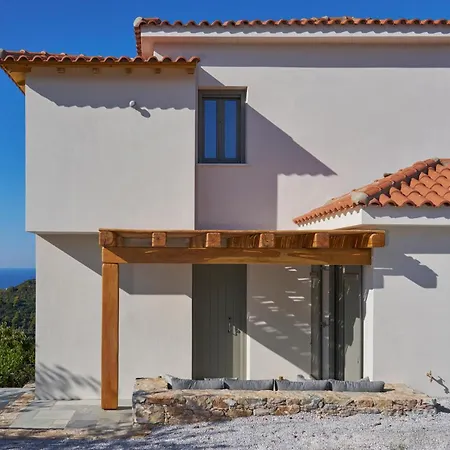 Pnoe Villa